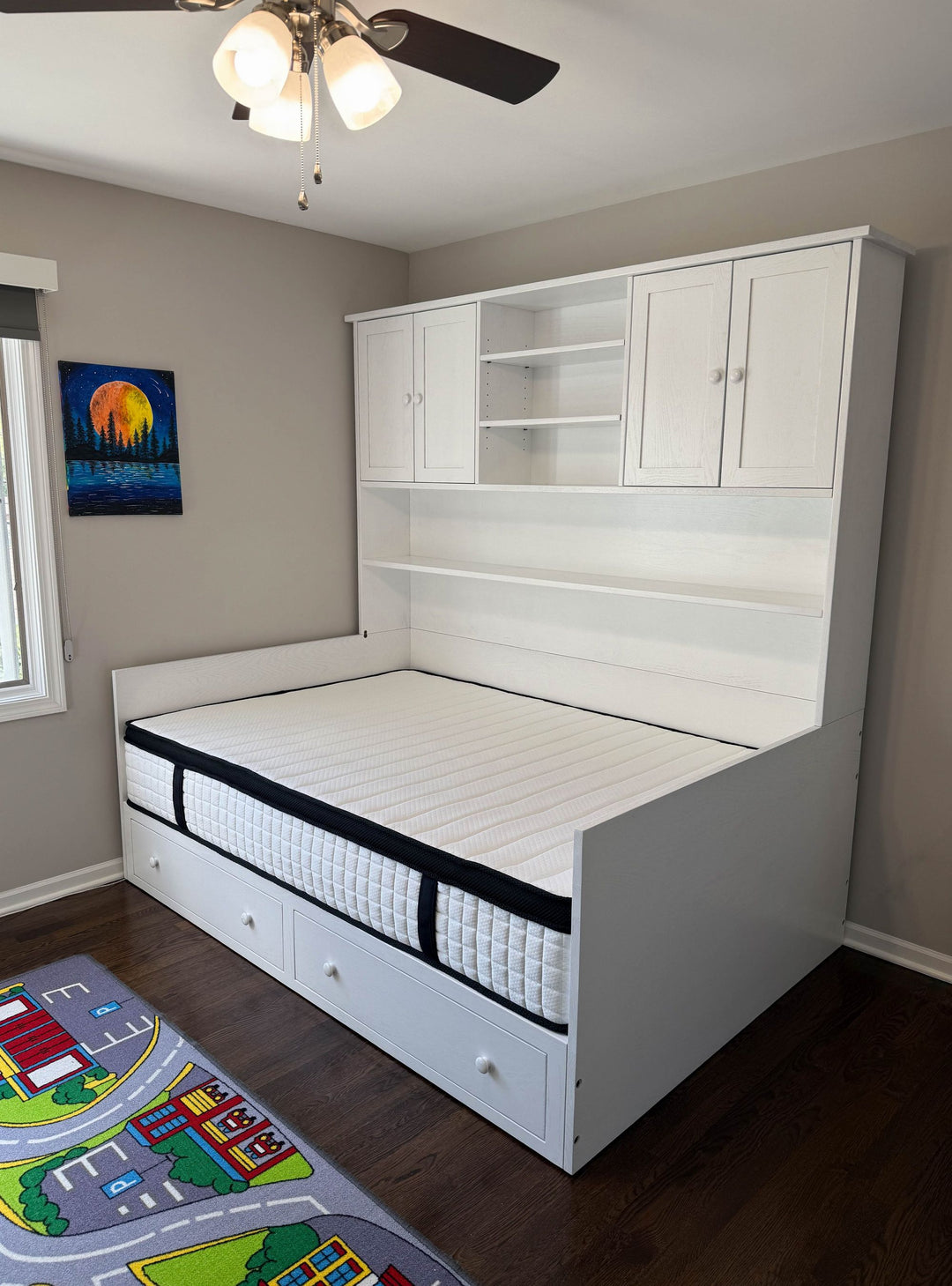Elmhurst Custom Bed Oak Solid White Satin