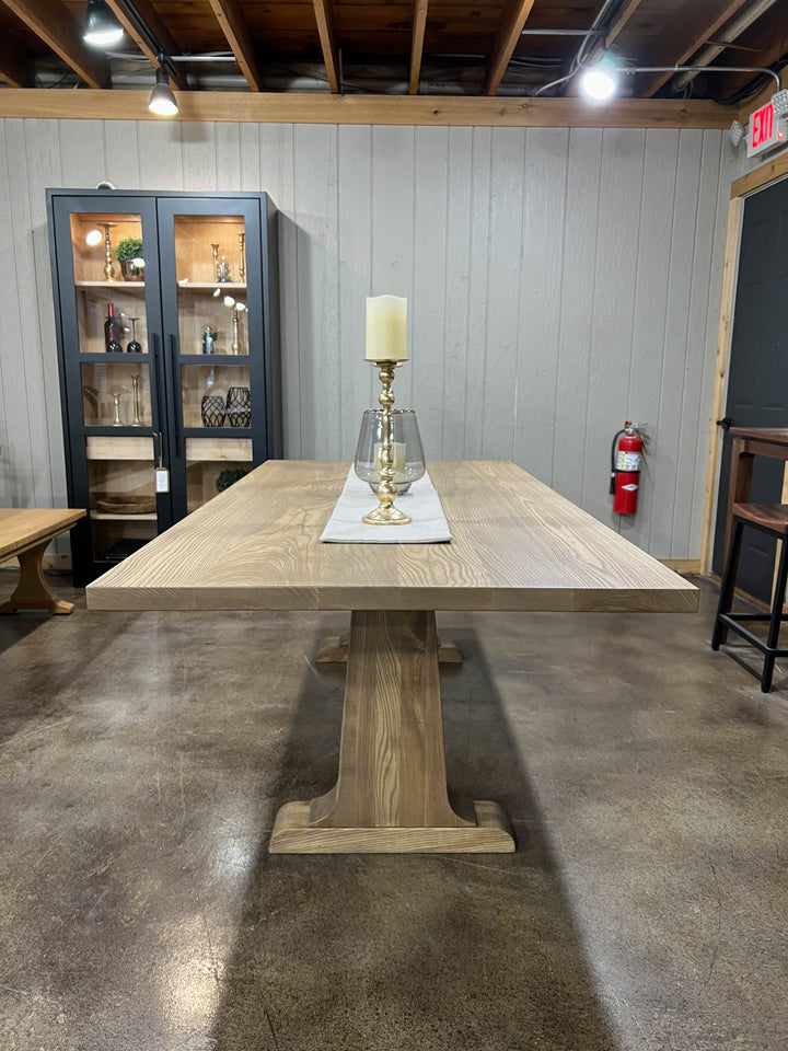 |#137| ASH HIRSH TABLE