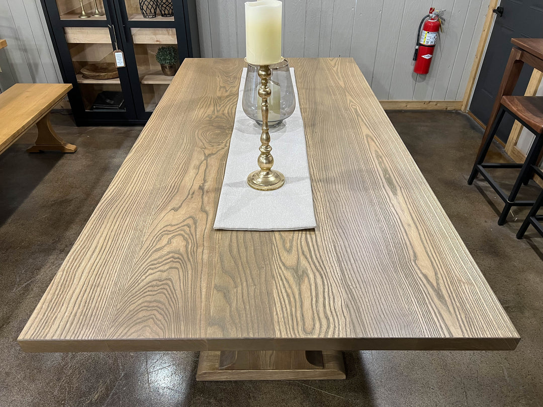 |#137| ASH HIRSH TABLE