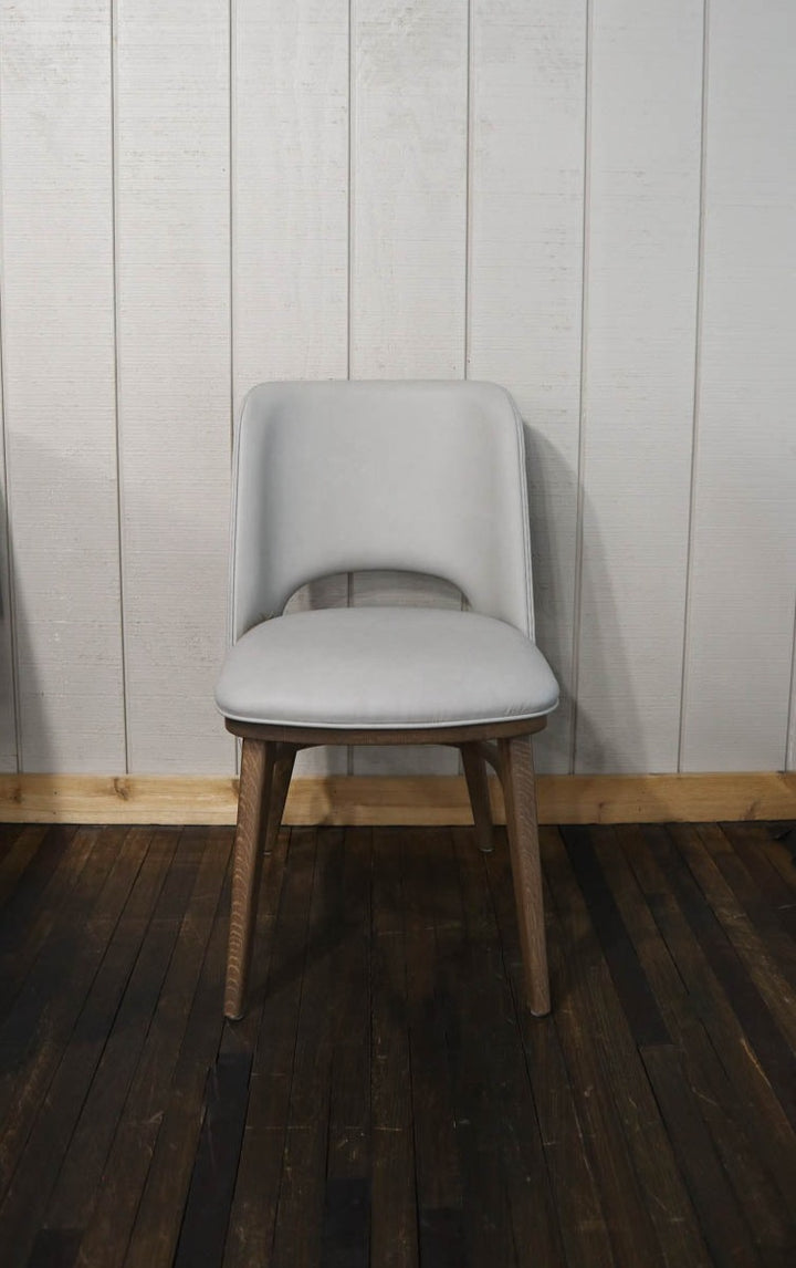 |#270| FIVE VINSON SIDE CHAIRS - 30% OFF