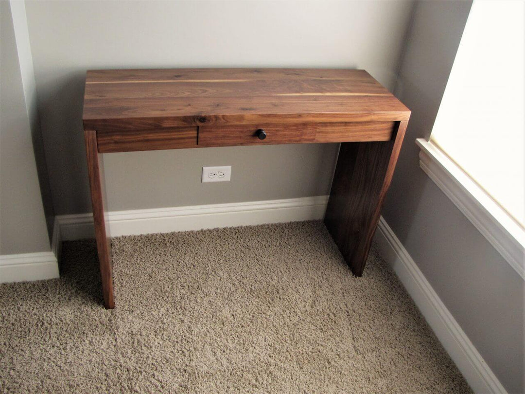 Plank Desk 1280x960